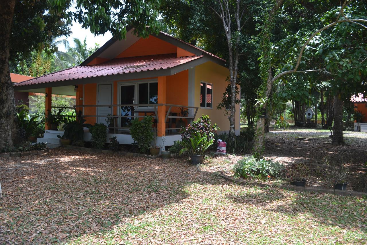 Baan Chid Talay Hotel Koh Chang Exterior photo