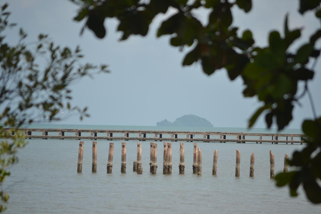 Baan Chid Talay Hotel Koh Chang Exterior photo
